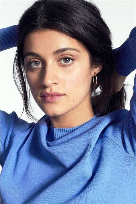 anya chalotra height|Anya Chalotra Biography: 10 Things About The British Actress